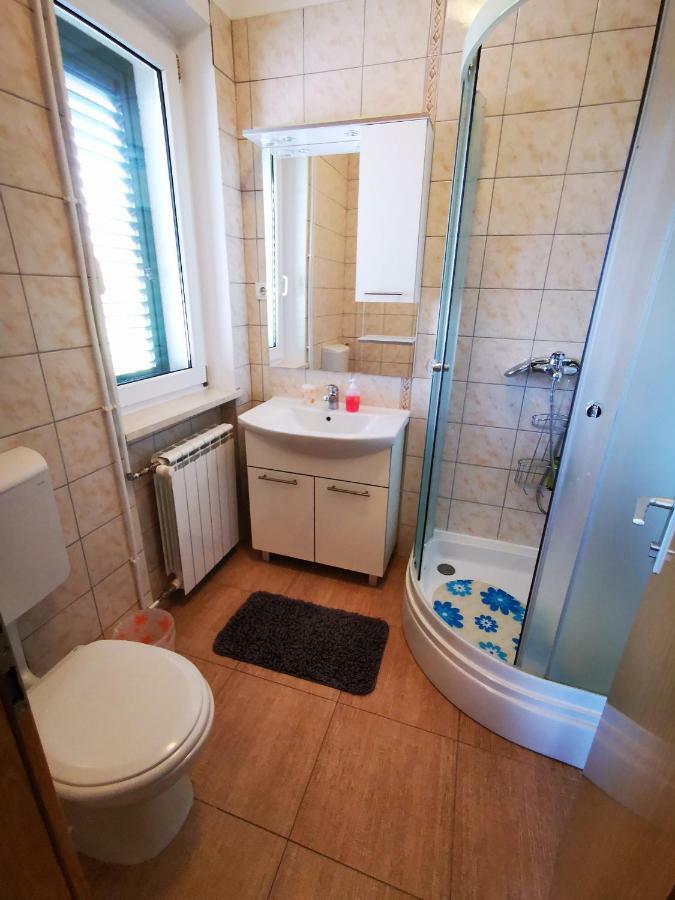 Apartment Cirko Каштела Екстер'єр фото