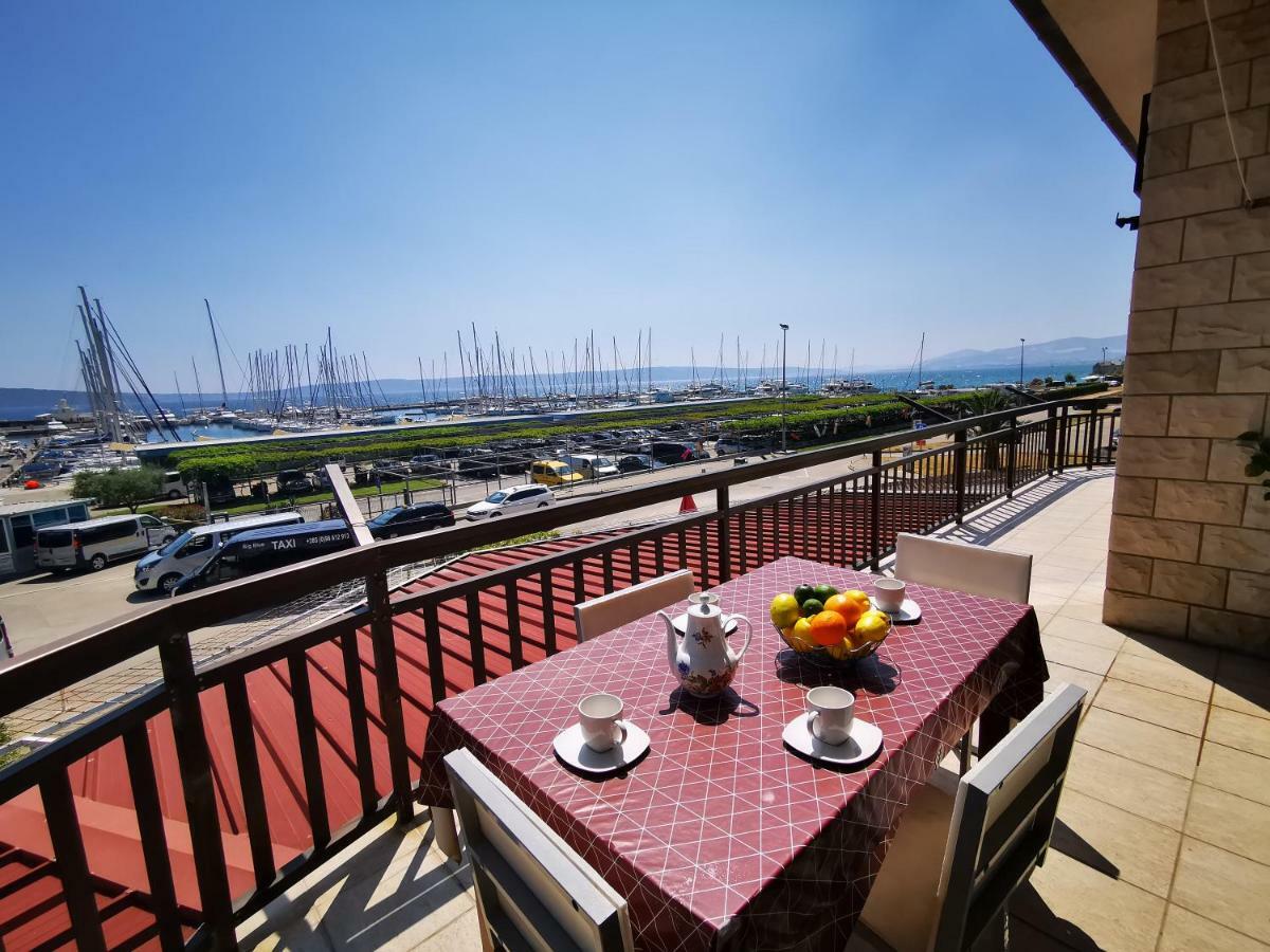 Apartment Cirko Каштела Екстер'єр фото