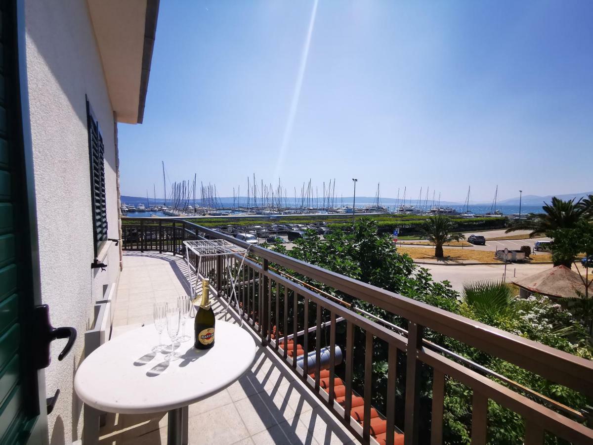 Apartment Cirko Каштела Екстер'єр фото